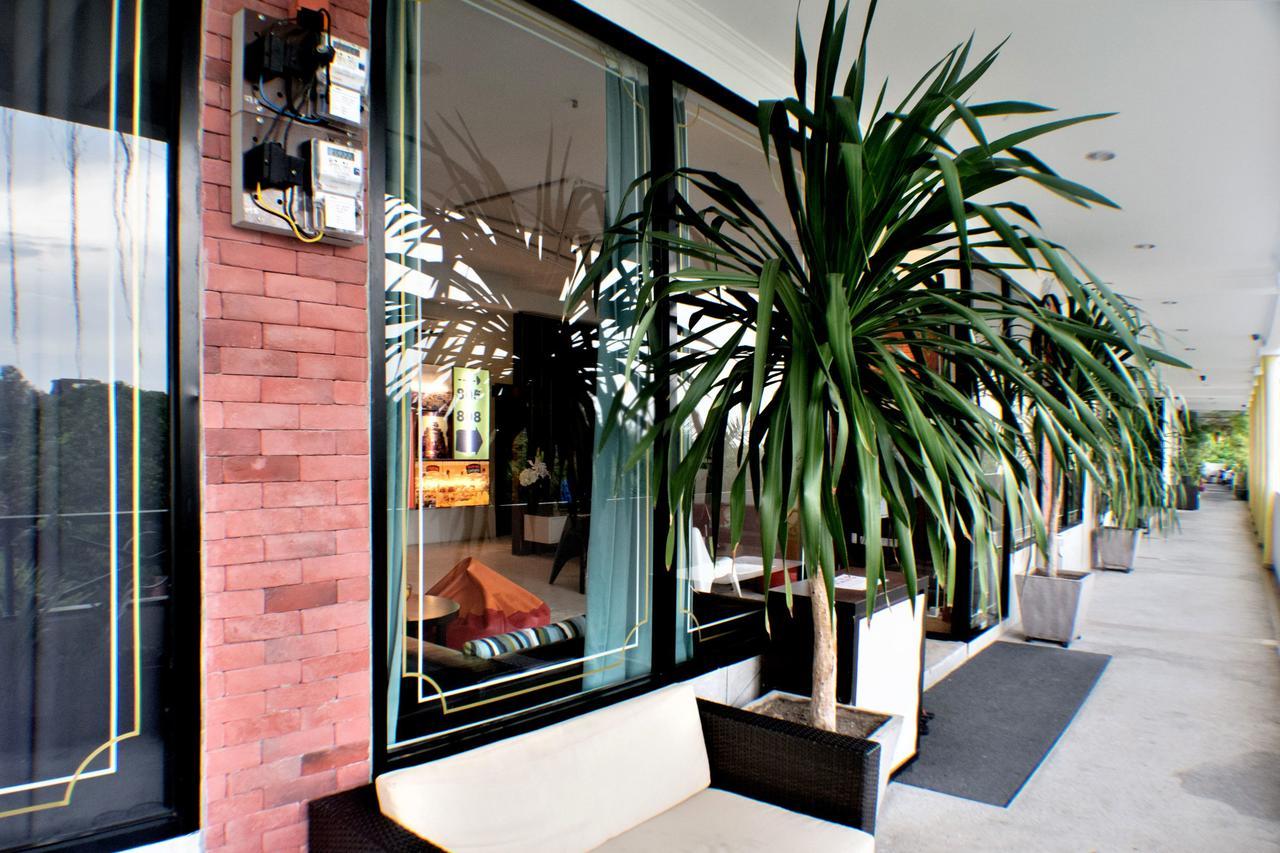 Zen Rooms Eden Parade Tanjung Bungah  Exterior foto